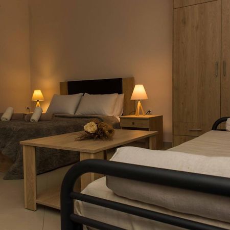 Corinth Central Luxury Studio מראה חיצוני תמונה