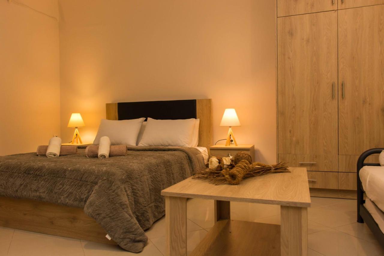 Corinth Central Luxury Studio מראה חיצוני תמונה